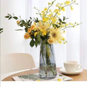 Lewondr Glass Vase, 22 cm Irised Crystal Ins Style Decorative Vase